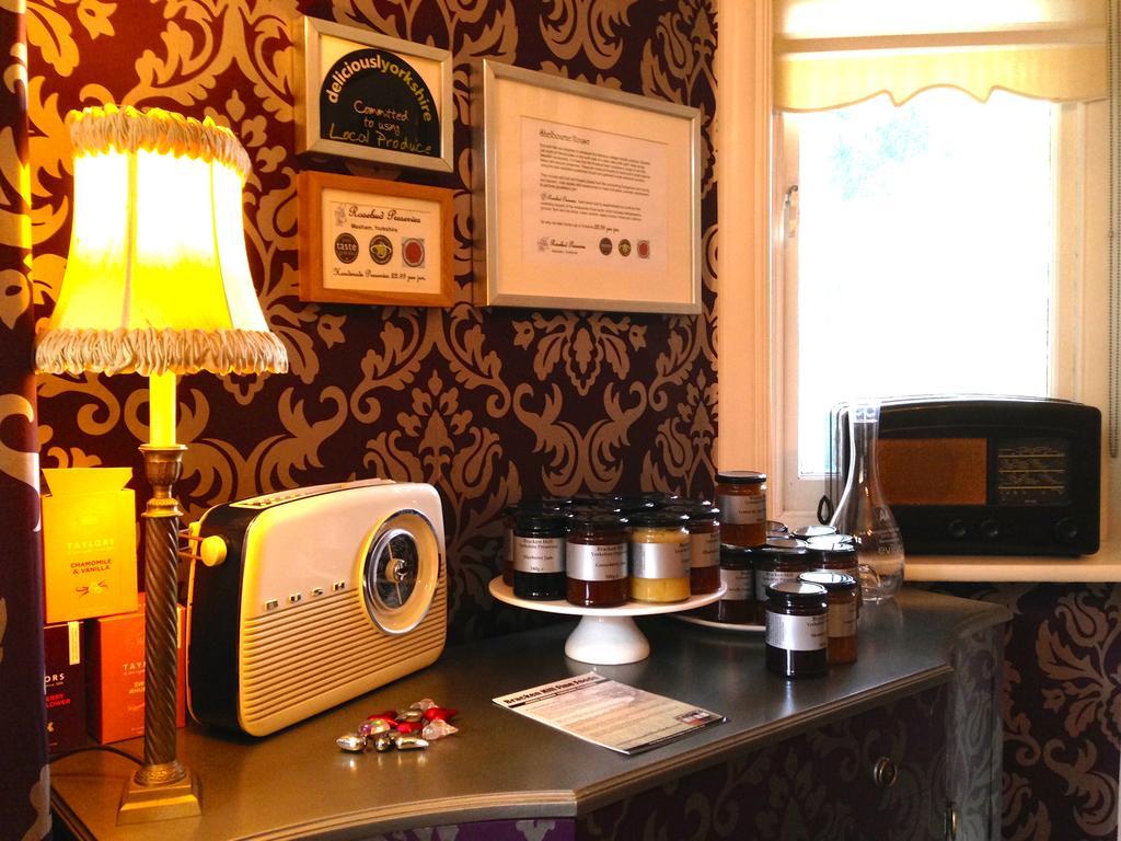 Shelbourne House Bed & Breakfast 4*